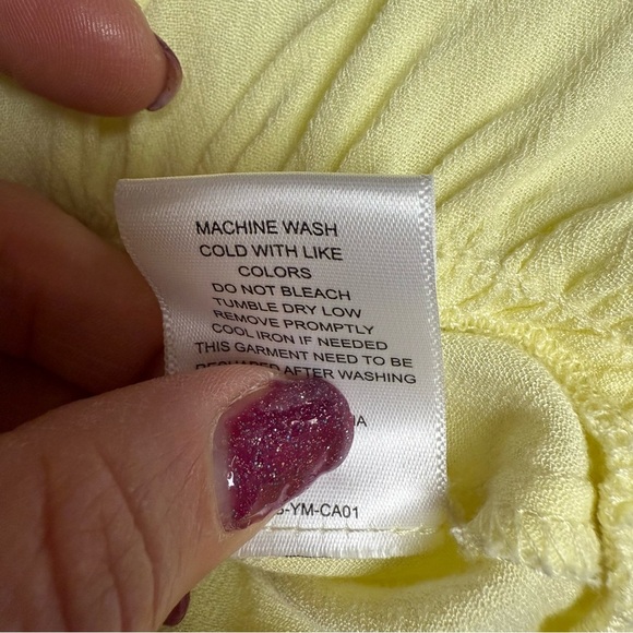 Chelsea & Violet XS Yellow Embroidered Blouse with Bell Sleeves - Picture 3 of 9